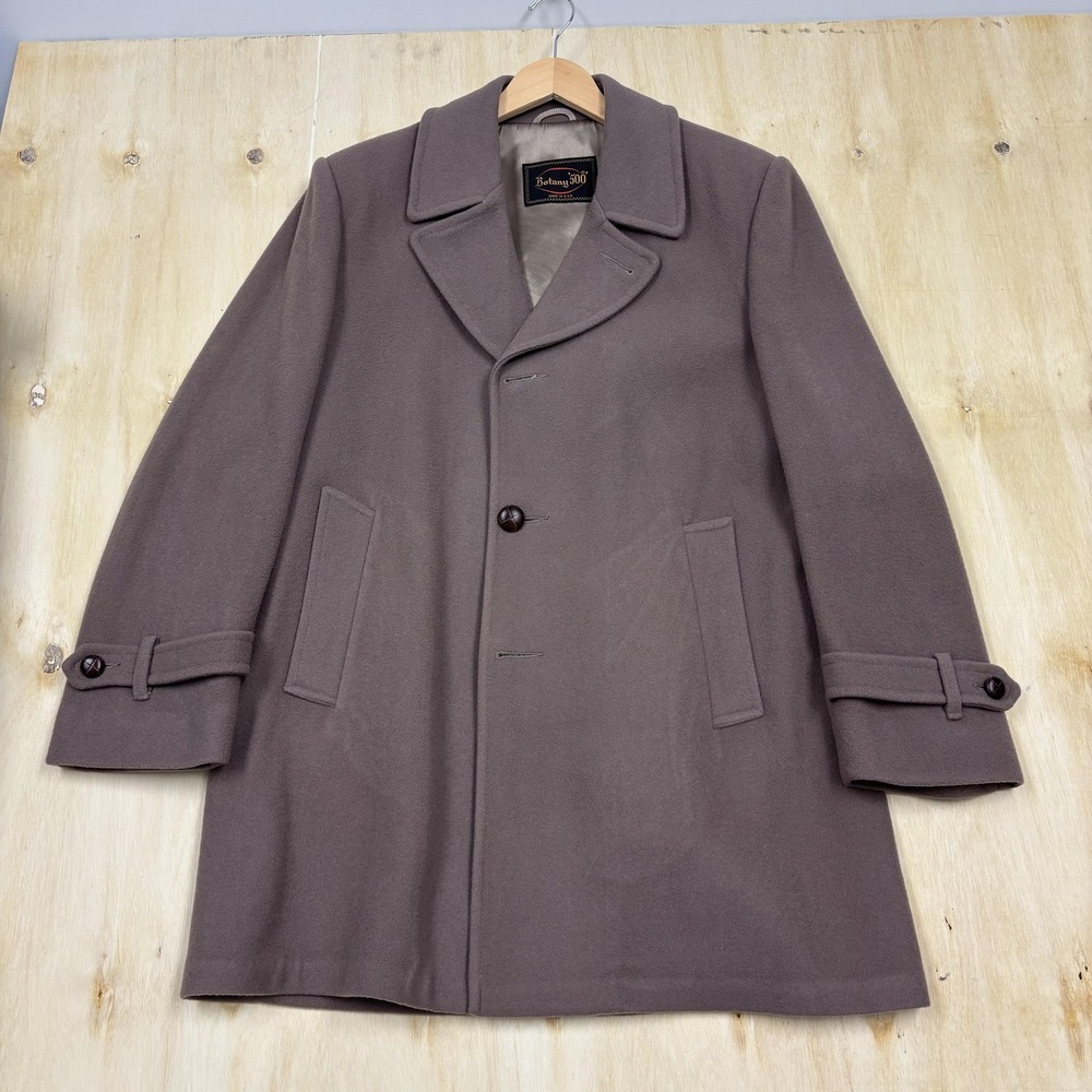Vintage Botany 500 Coat Mens 42 Short Brown Wool Overcoat Plaid Lined USA Winter